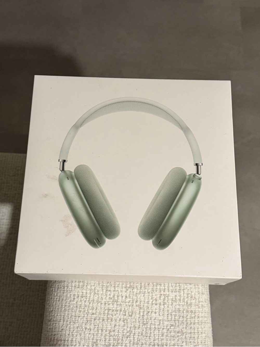 Apple Over-Ear Headphones in Light Green